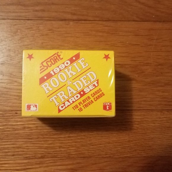 New and sealed Score 1990 Rookie and Traded Card Set - Picture 1 of 3